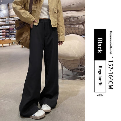 Pantalon large coupe slim silhouette printemps