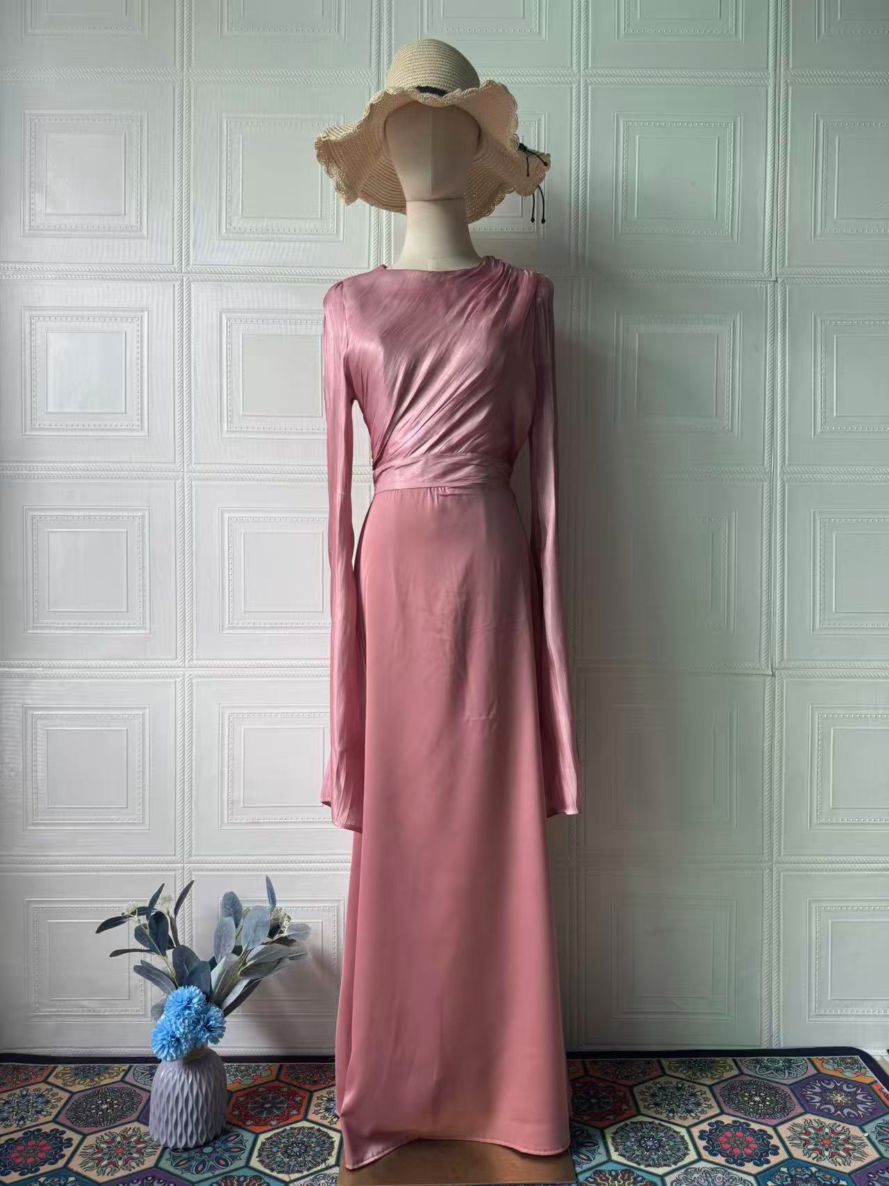 Robe longue à manches longues en polyester pour femme